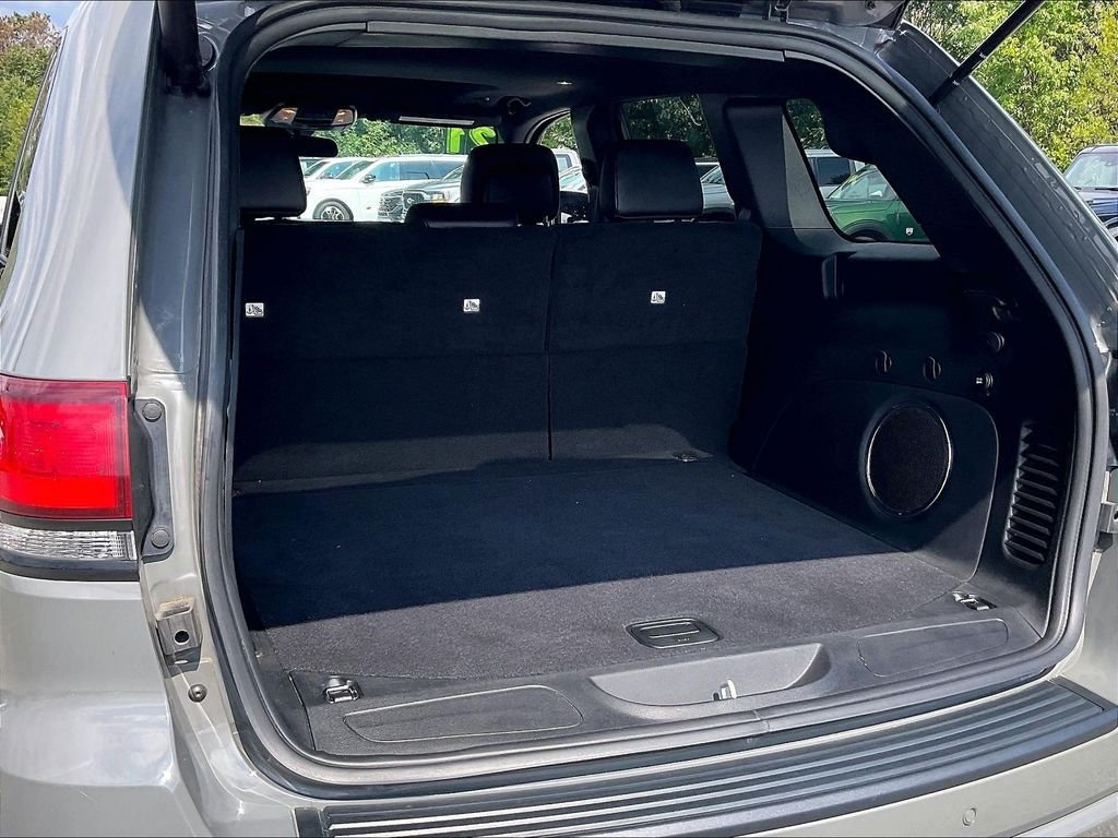 Used 2021 Sting-Gray Clearcoat Jeep Laredo X image 32