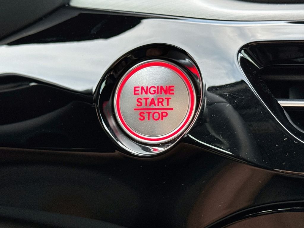 Used 2026  Acura Technology Package image 21