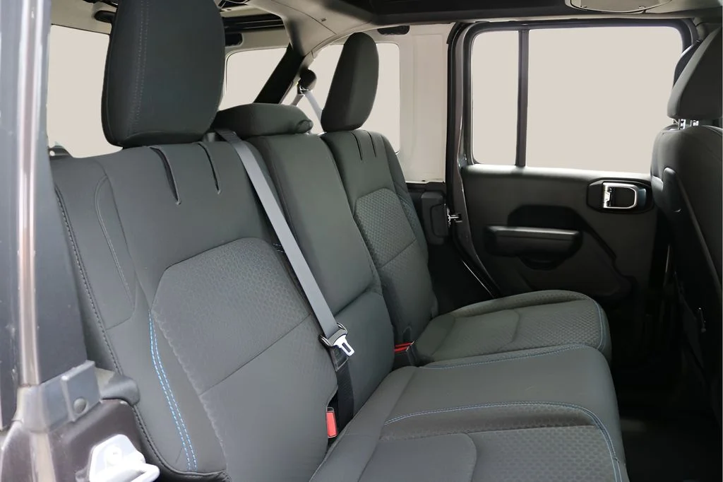 Used 2025 Gray Jeep Rubicon 4xe image 19