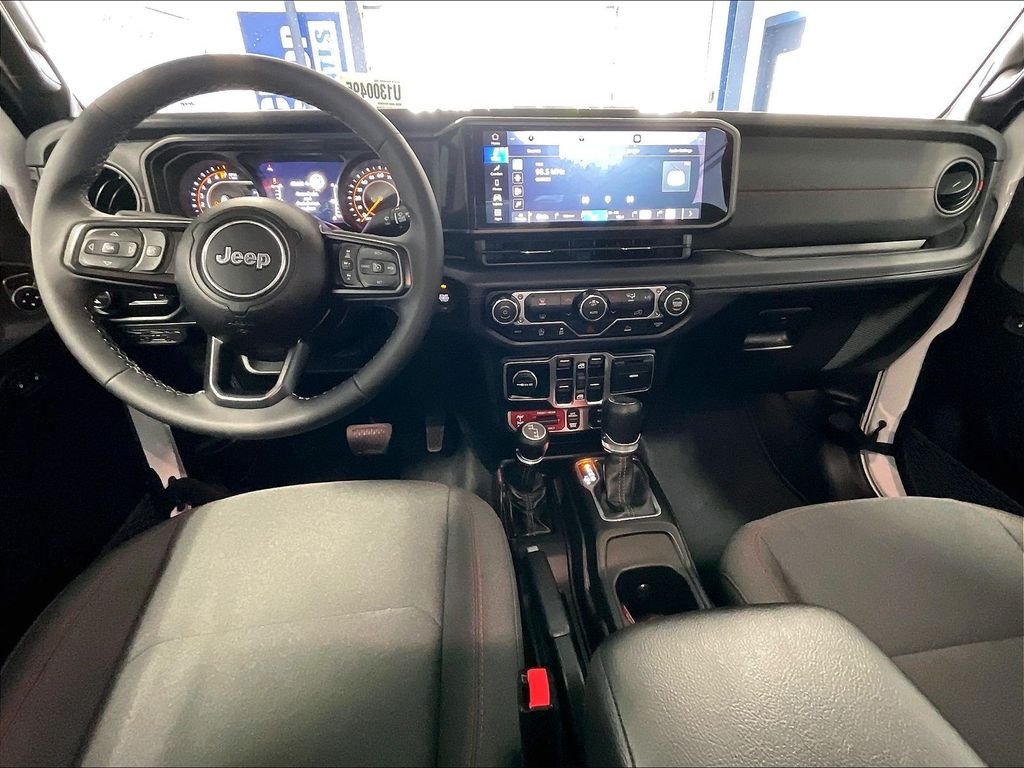 Used 2026 White Jeep Rubicon image 21