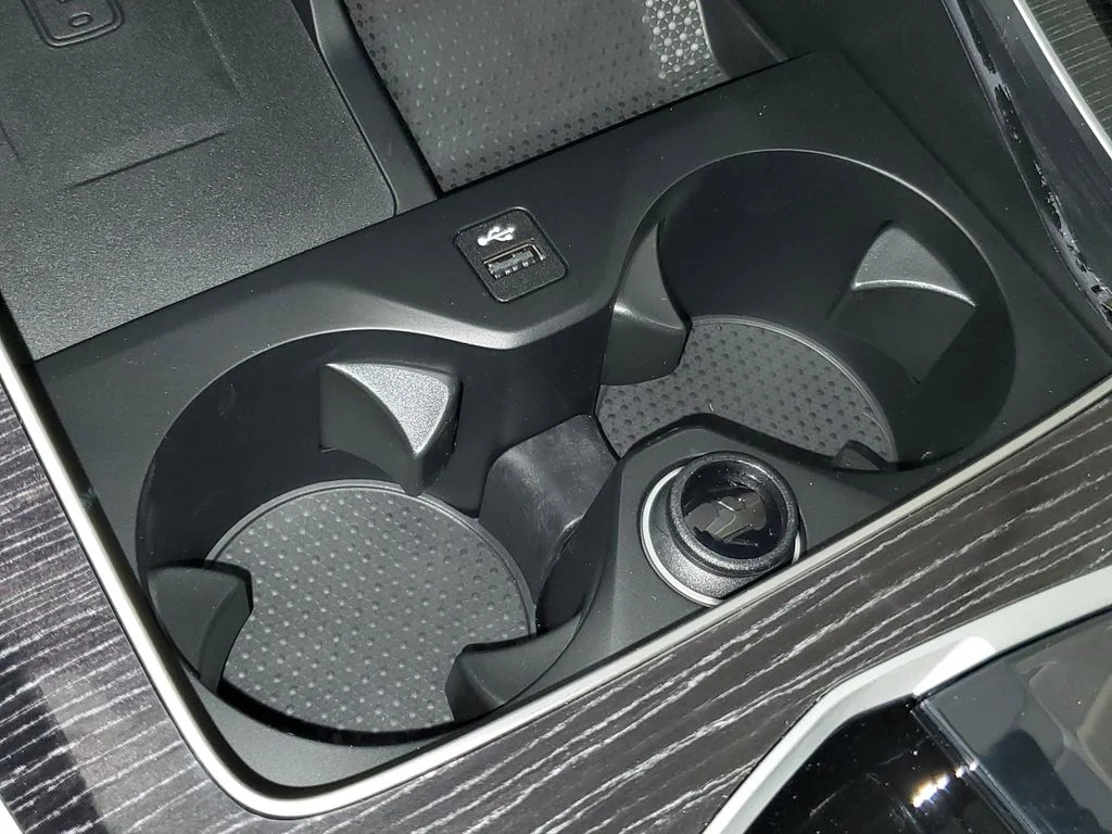 New 2026 Skyscraper Grey Metallic BMW sDrive40i image 24