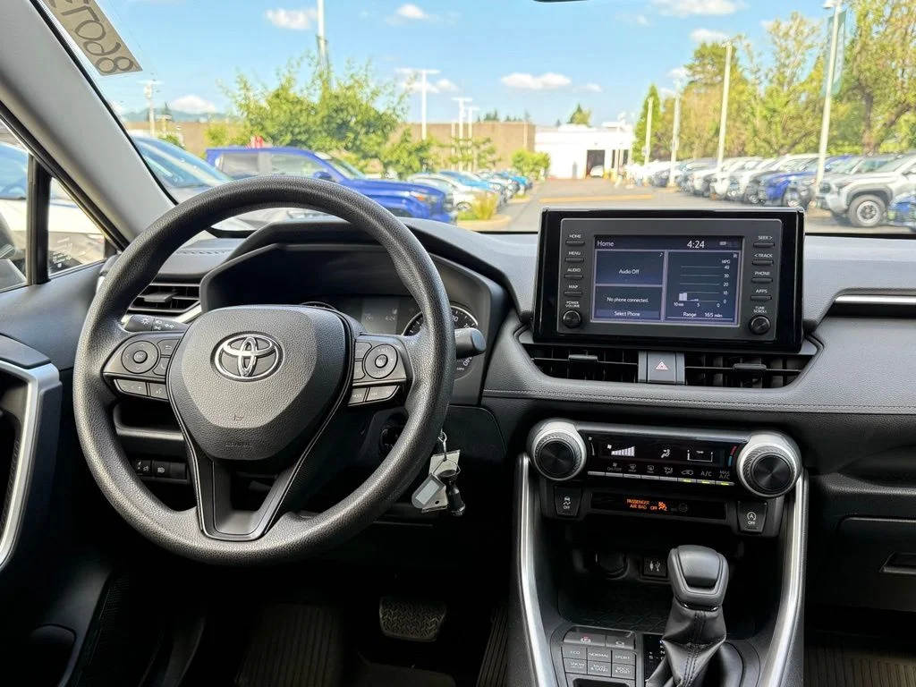 Used 2019 Silver Toyota LE image 28