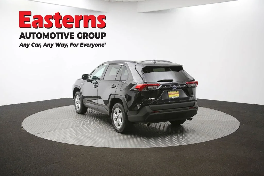Used 2021 Black Toyota XLE image 34