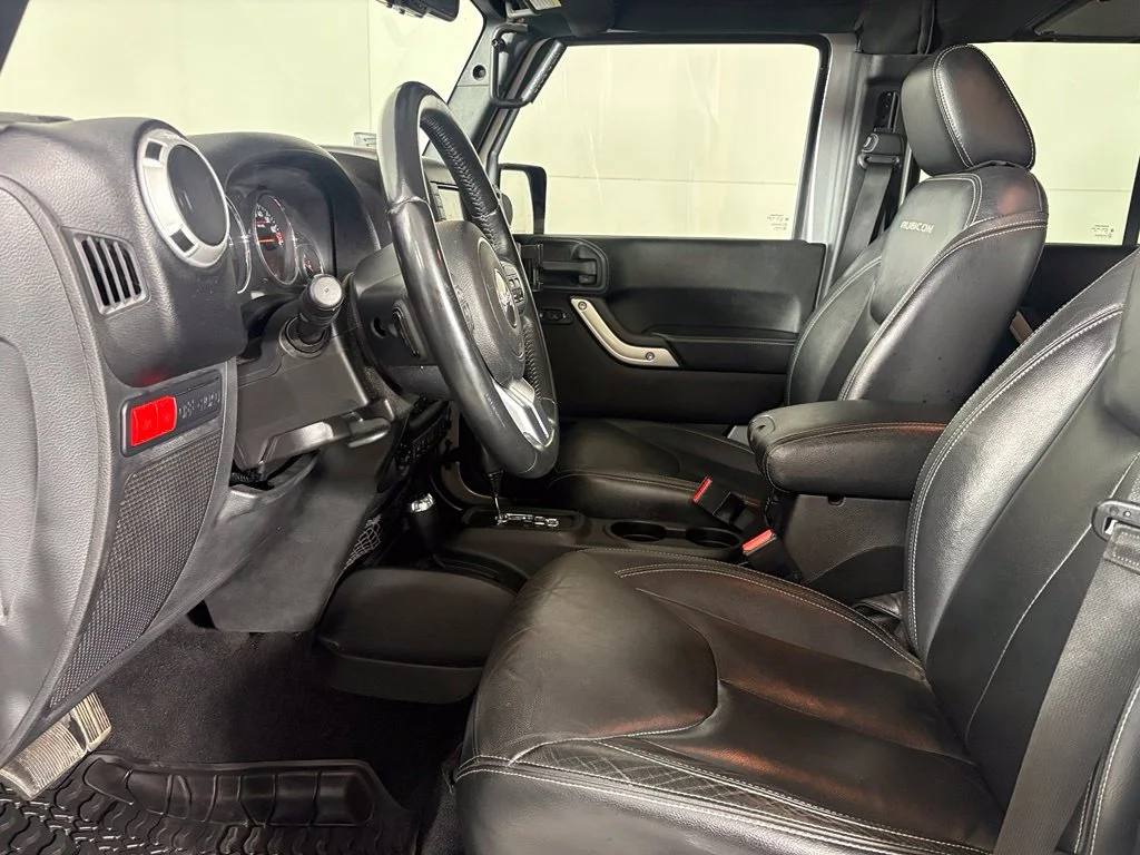 Used 2016 Silver Jeep Unlimited Rubicon image 20