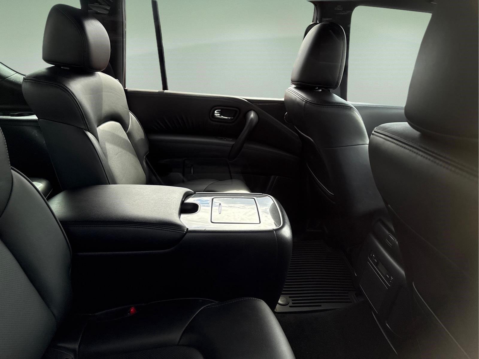 Used 2023 Super Black Nissan SL image 21