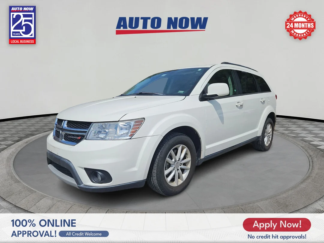 Used 2014  Dodge SXT image 1