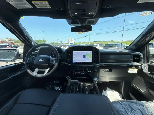 New 2026 Oxford White Ford Lariat® image 20