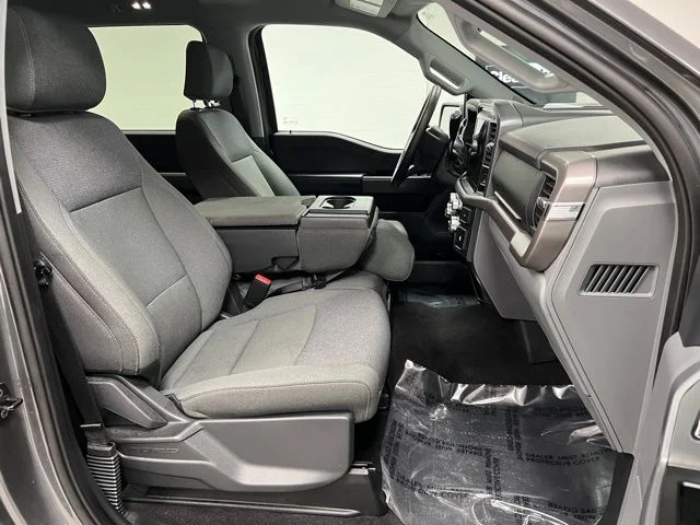 Used 2025 Gray Ford XLT image 54