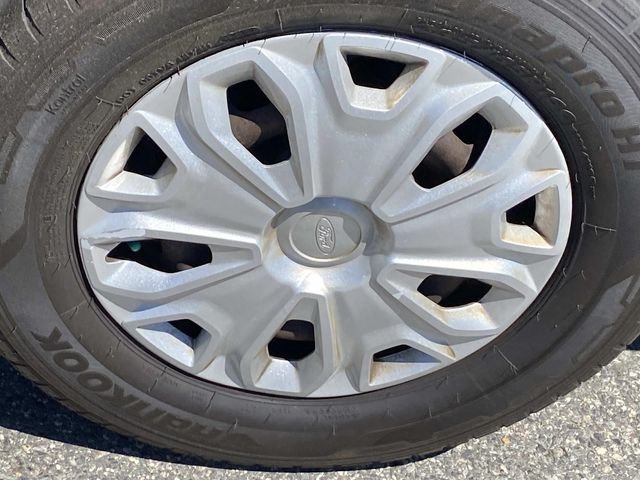 Used 2017 White Ford XLT image 30
