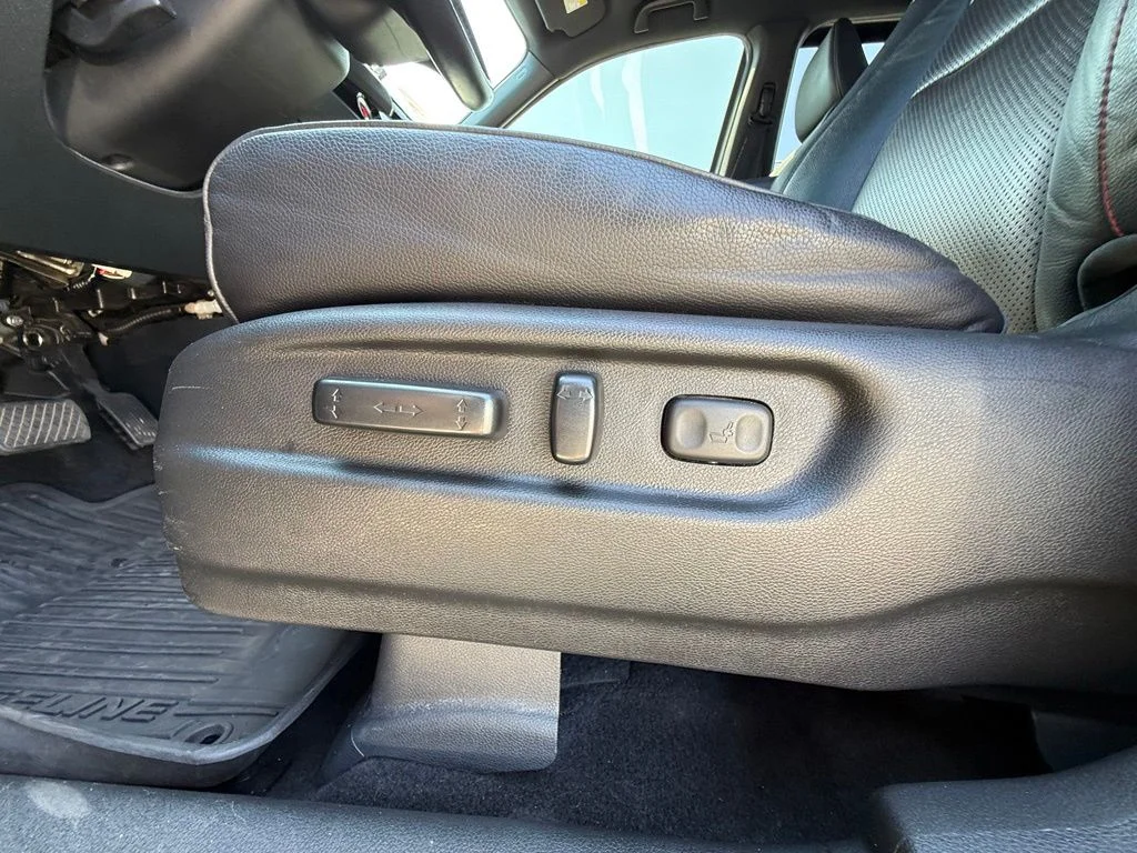 Used 2023 Gray Honda Black Edition image 34