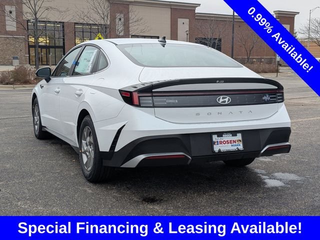 Used 2026 White Hyundai SE image 5