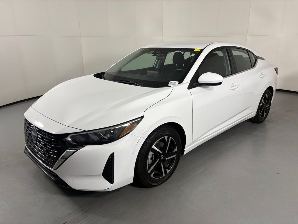 Used 2024 White Nissan SV image 4