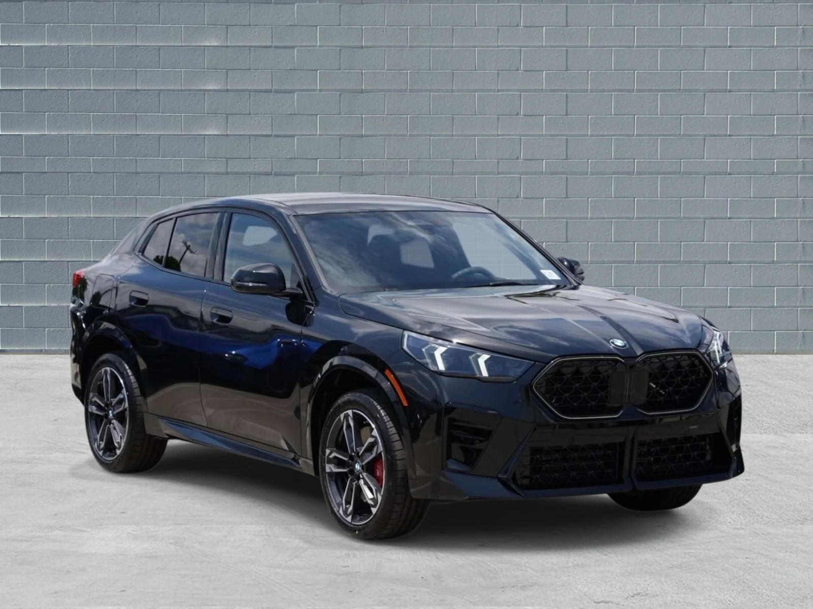 New 2026 Black Sapphire Metallic BMW xDrive28i image 1