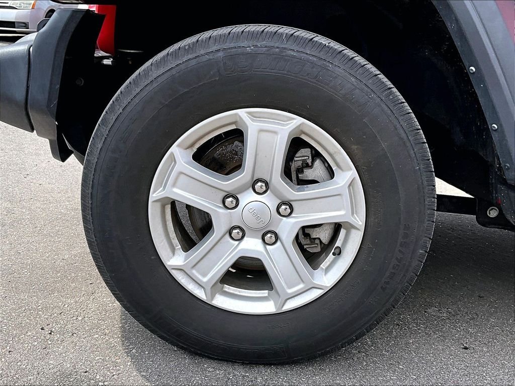 Used 2023 Firecracker Red Clearcoat Jeep Sport S image 7