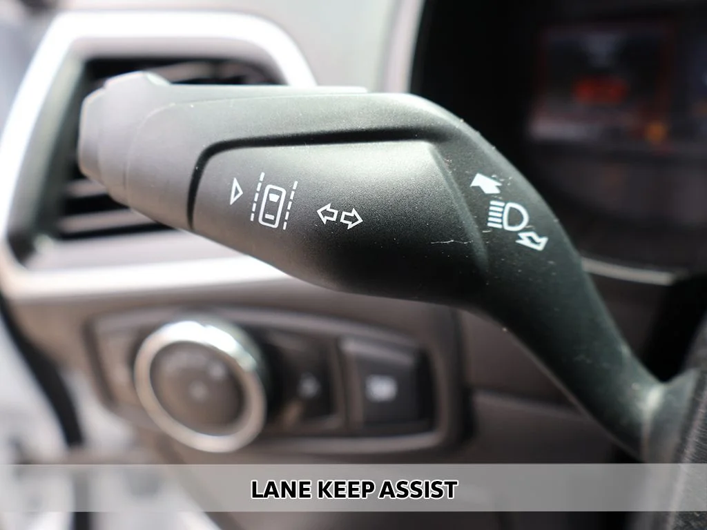 Used 2024 White Ford SEL image 3