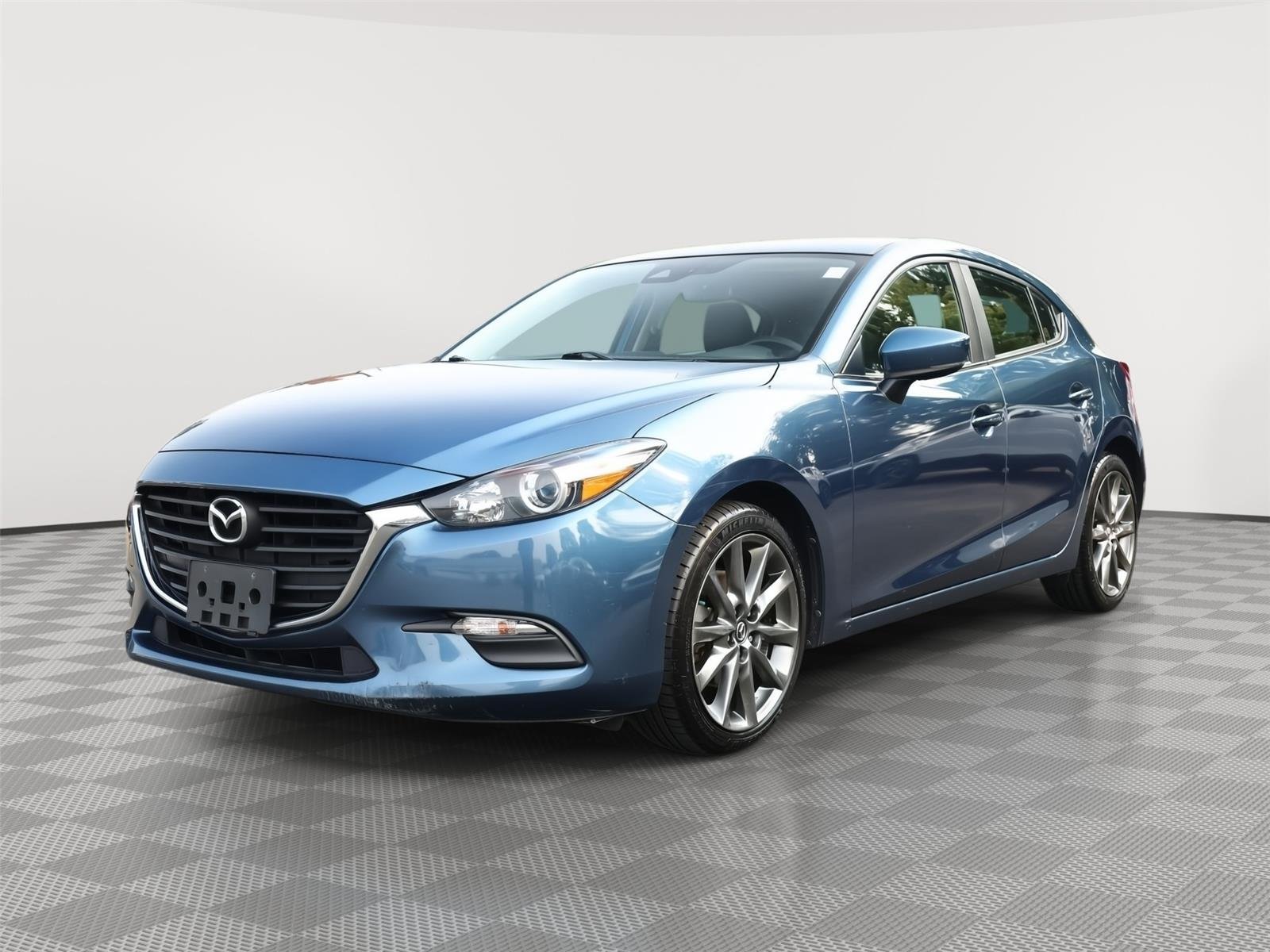 Used 2018 Eternal Blue Mica Mazda Touring image 3