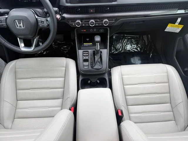 Certified Used 2025  Honda EX-L image 6