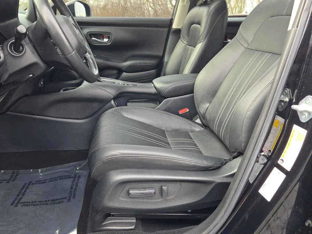 Used 2024  Honda EX-L image 22