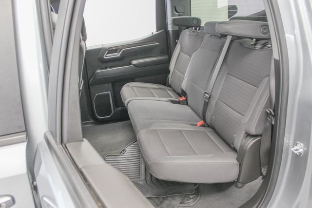 Used 2025 Gray Chevrolet LT image 18