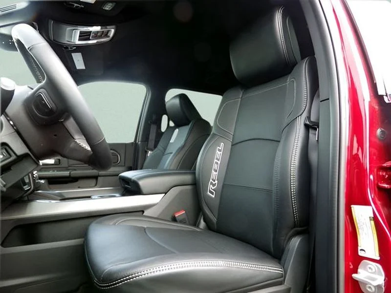 2026 RAM 2500 Rebel - Photo 14