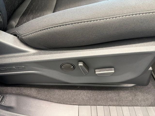 New 2026 Carbonized Gray Metallic Ford XLT image 49