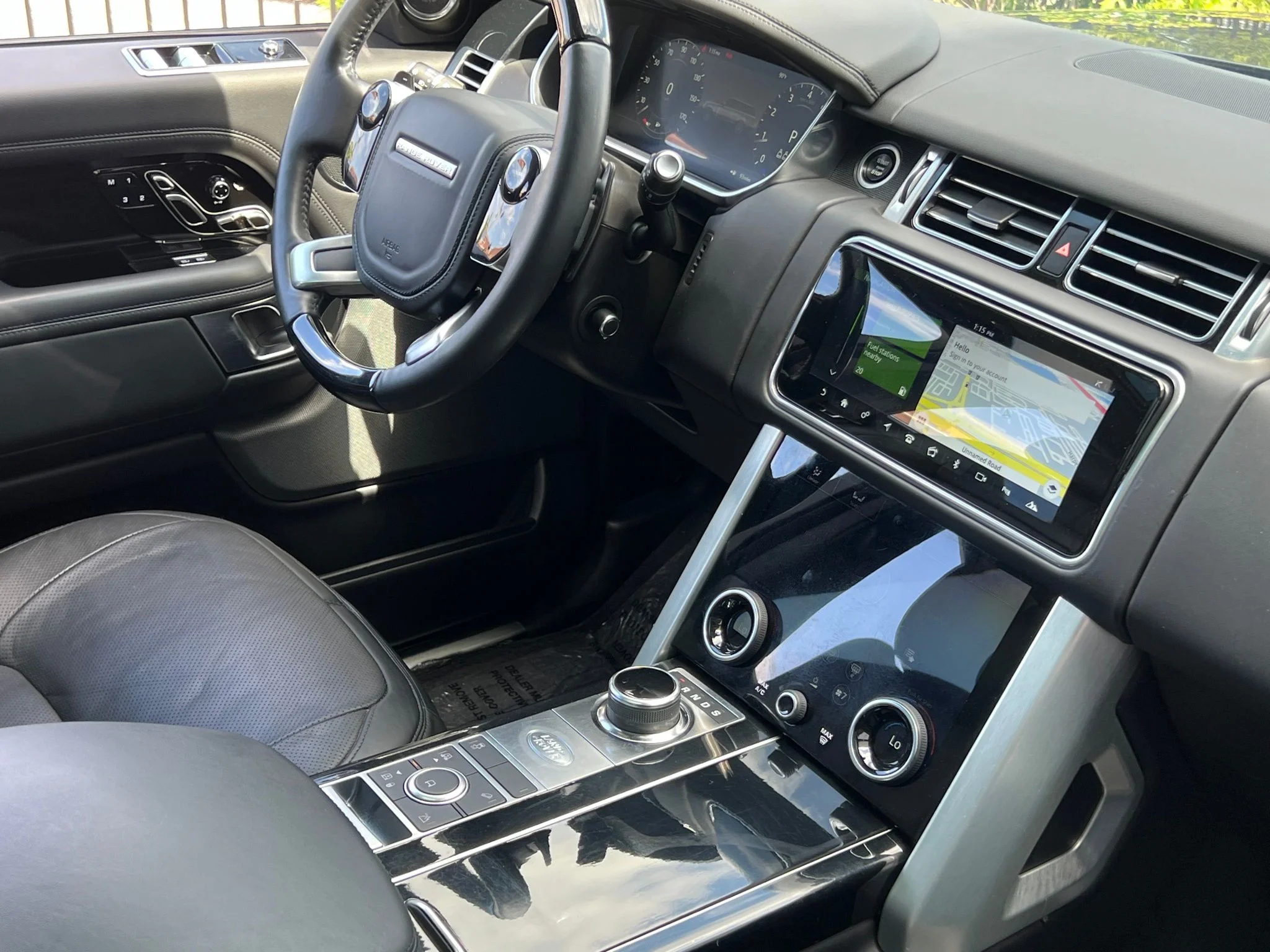 Used 2022 Gray Land Rover Westminster image 15