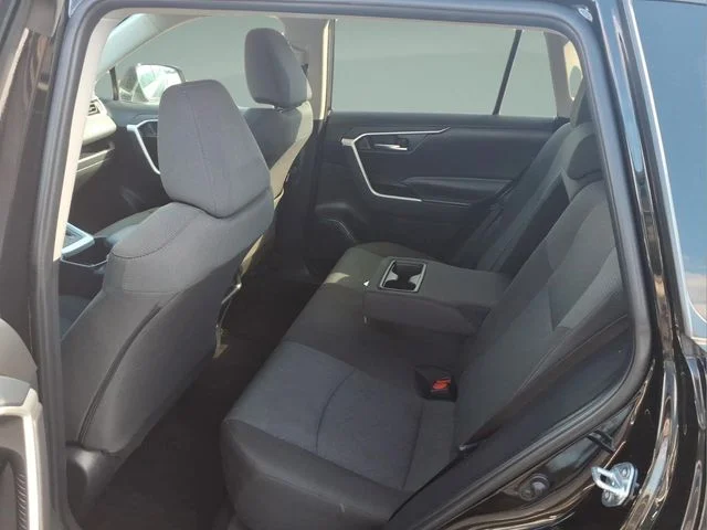 2024 Toyota RAV4 XLE - Photo 27