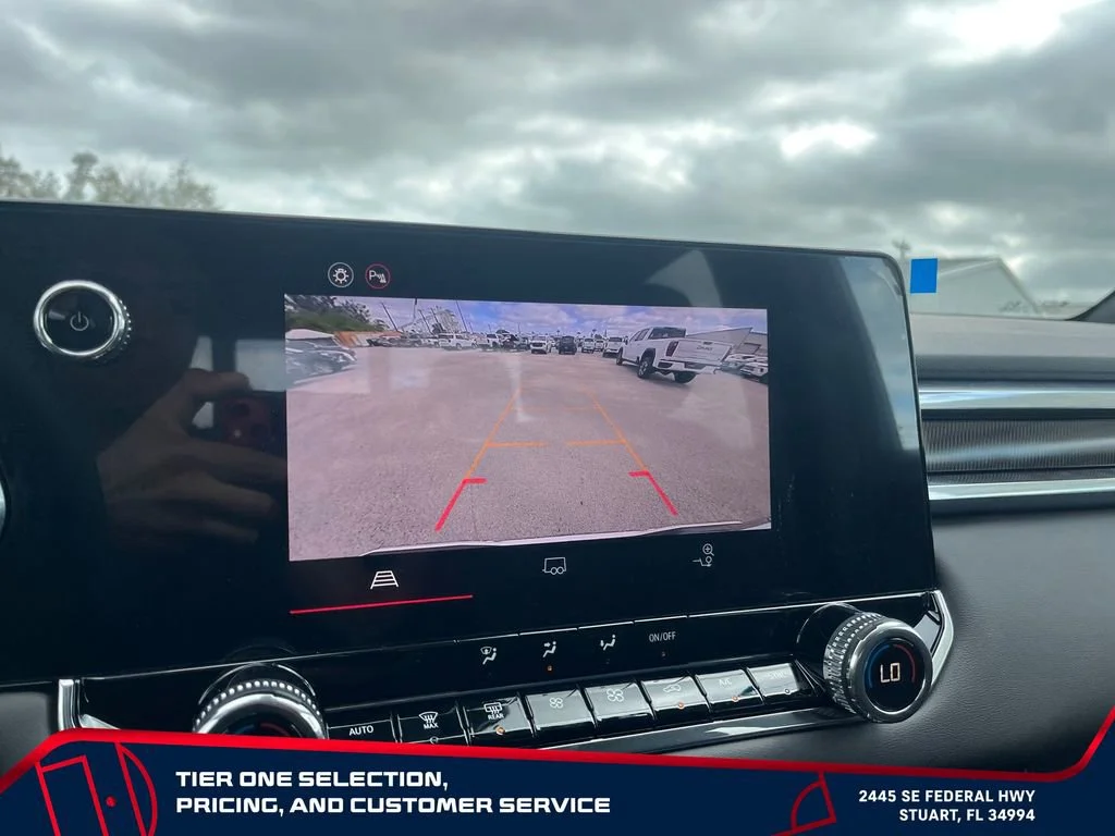 New 2026 Summit White GMC Elevation image 30