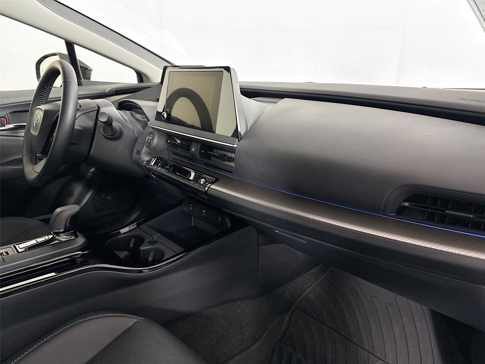 Certified Used 2025 Cutting Edge Toyota XLE image 41
