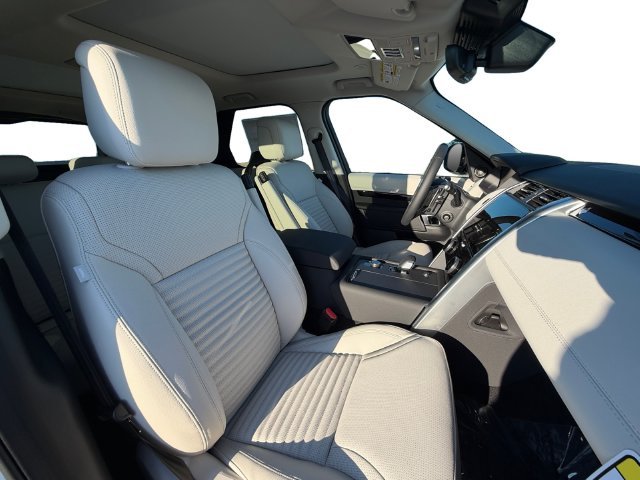 New 2026 Fuji White Land Rover S image 16