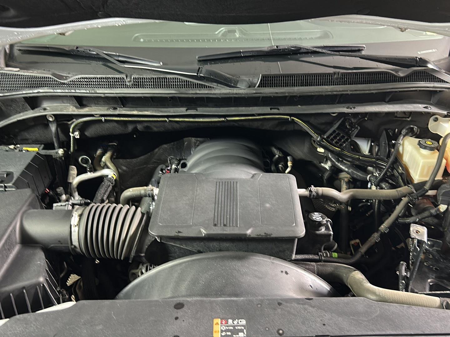 Used 2021 SUMMIT WHITE GMC AT4 image 14