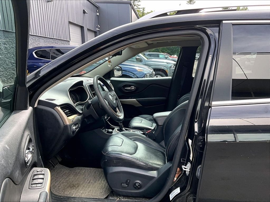 Used 2017 Black Jeep Limited image 7