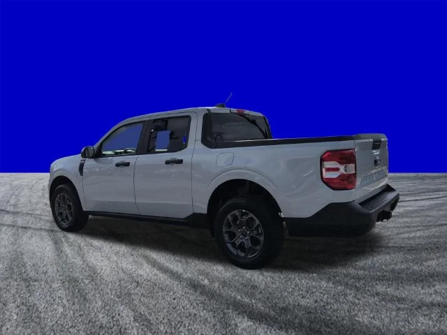 New 2026 Space White Metallic Ford XLT image 6