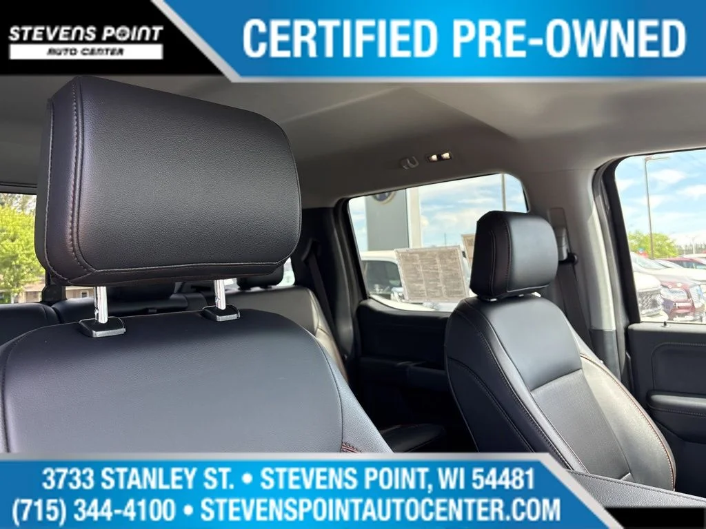 Used 2025 Carbonized Gray Metallic Ford Lariat image 37