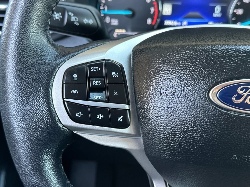 Used 2022 Agate Blackmetallic Ford XLT image 29