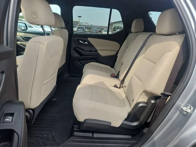 Used 2023 STERLING GRAY METALLIC Chevrolet LS image 25