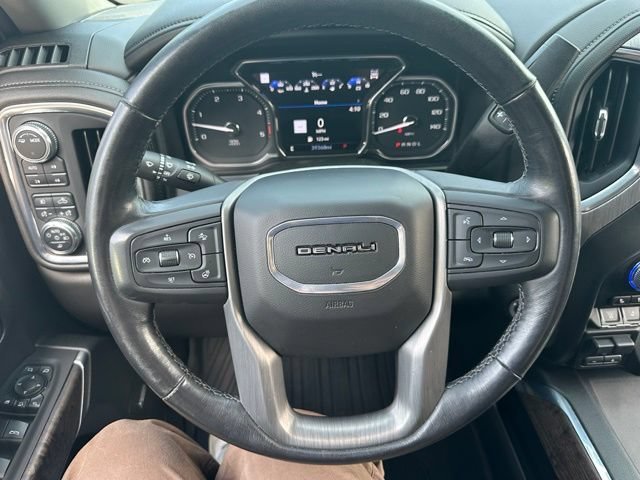 Used 2021 WHITE FROST TRICOAT GMC Denali image 12