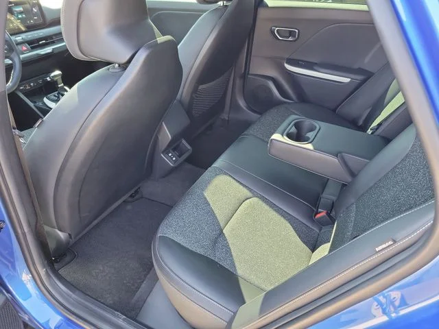 Used 2025 Wave Blue Kia GT-Line image 28
