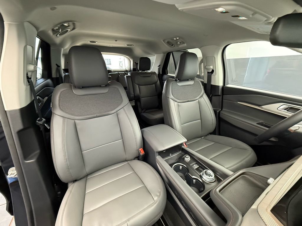 New 2026 Agate Black Metallic Ford Active image 55