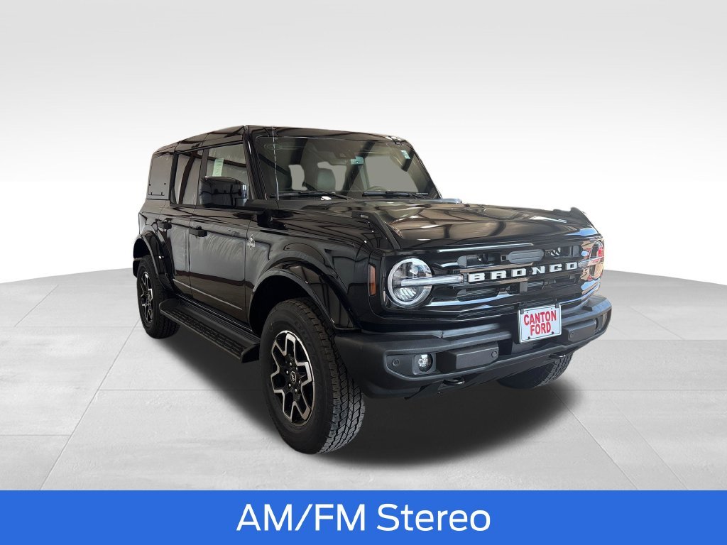 New 2026 Shadow Black Ford Outer Banks® image 9