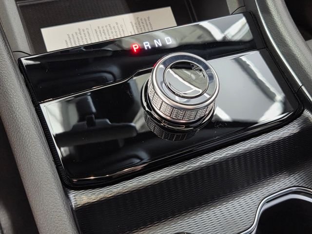New 2026 Diamond Black Crystal Pearl-Coat Exterior Paint Jeep Laredo image 21