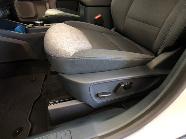 New 2026 Space White Metallic Ford XLT image 11