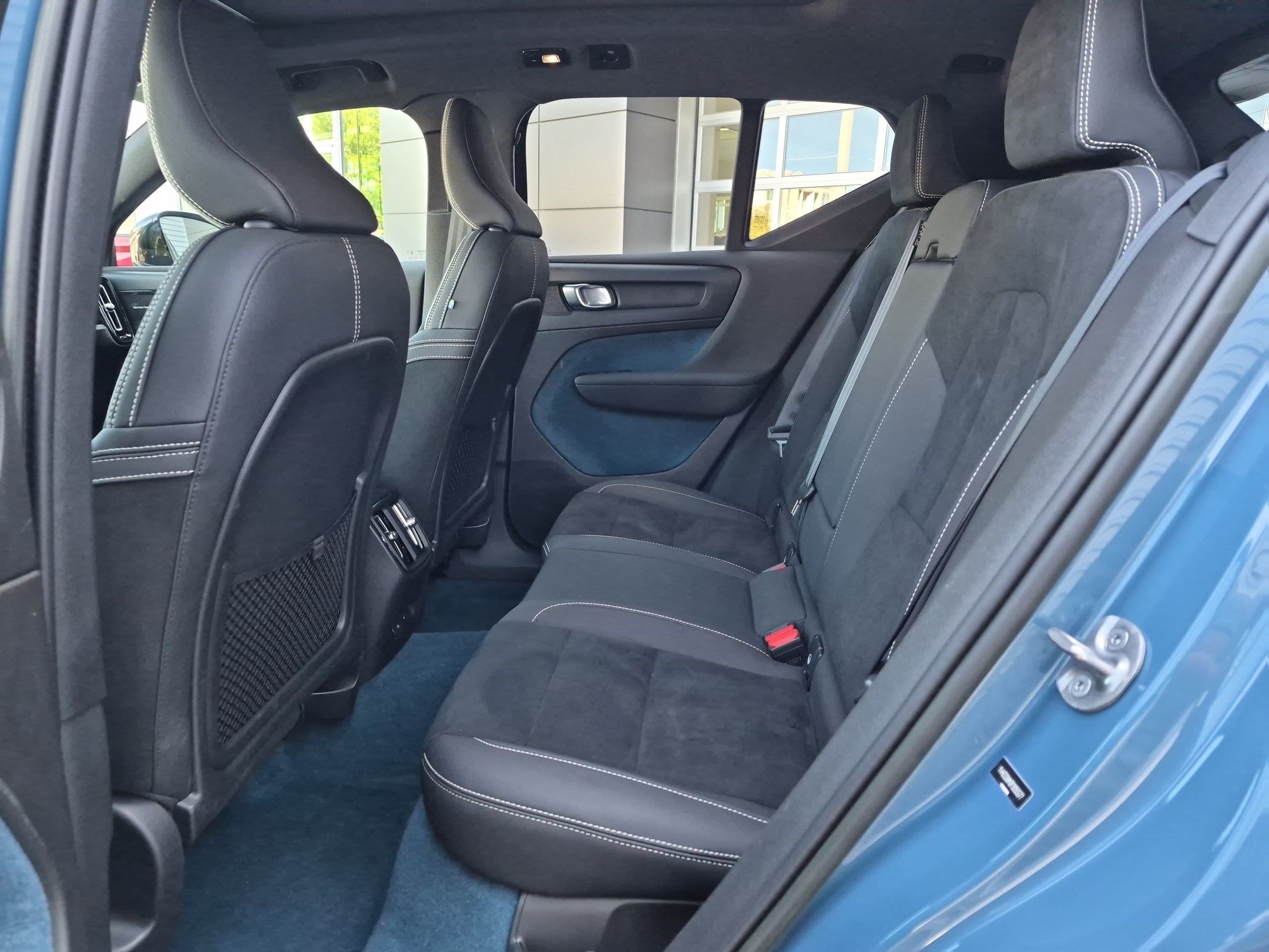 Certified Used 2023 Fjord Blue Volvo Ultimate image 26