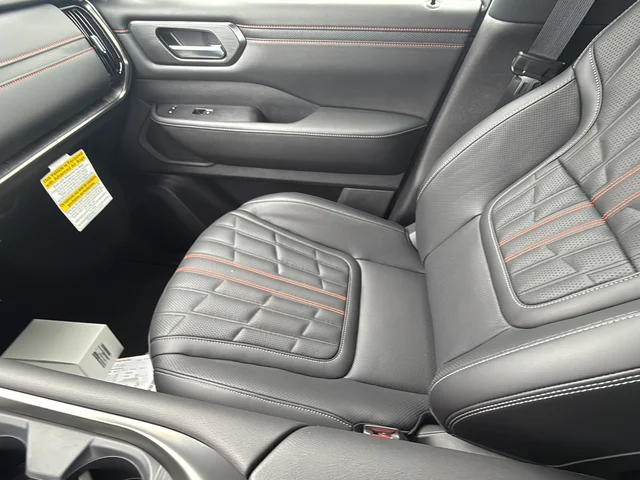 2026 Nissan Armada PRO-4X - Photo 25