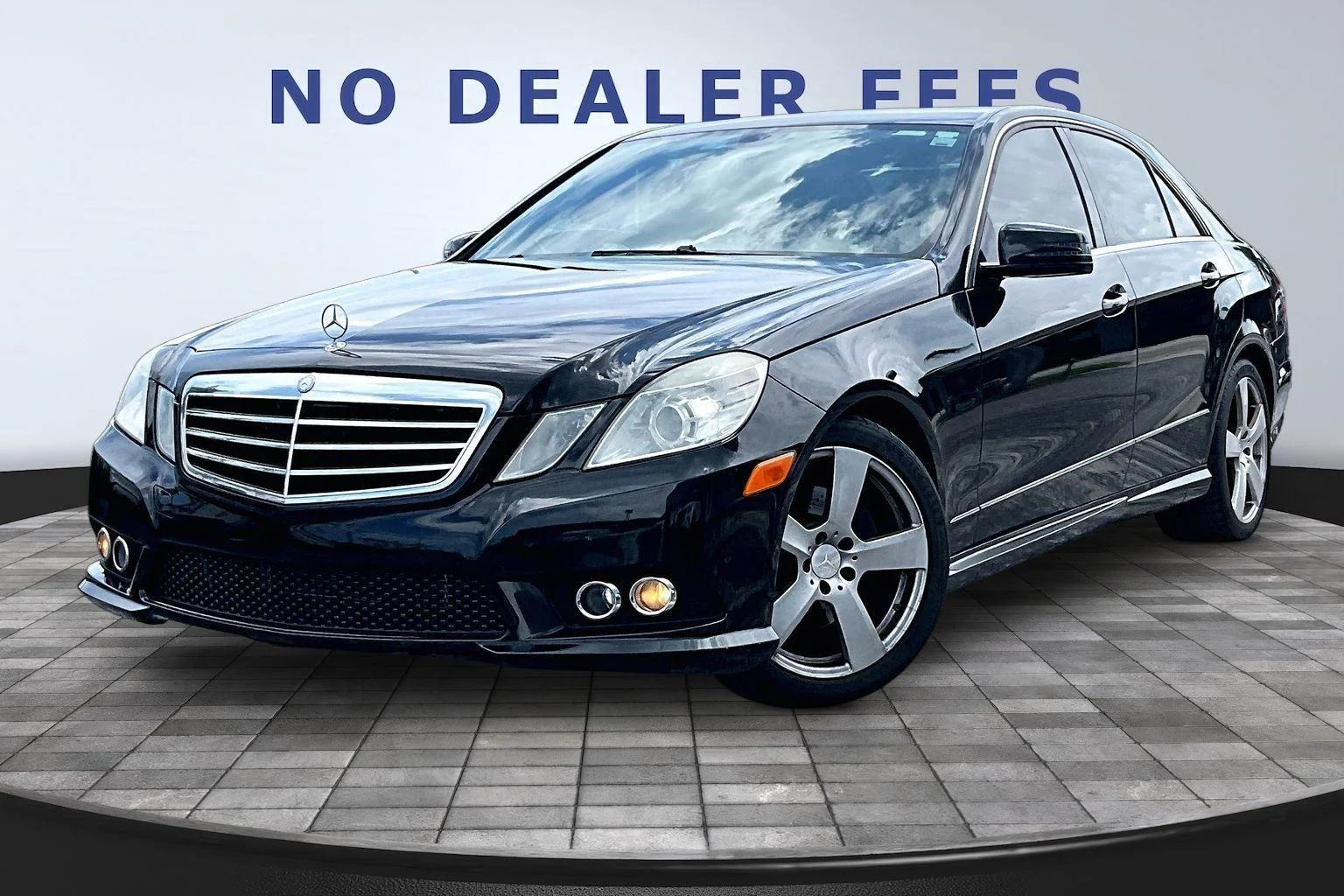 2010 Mercedes-Benz E-Class E350 Luxury's photo