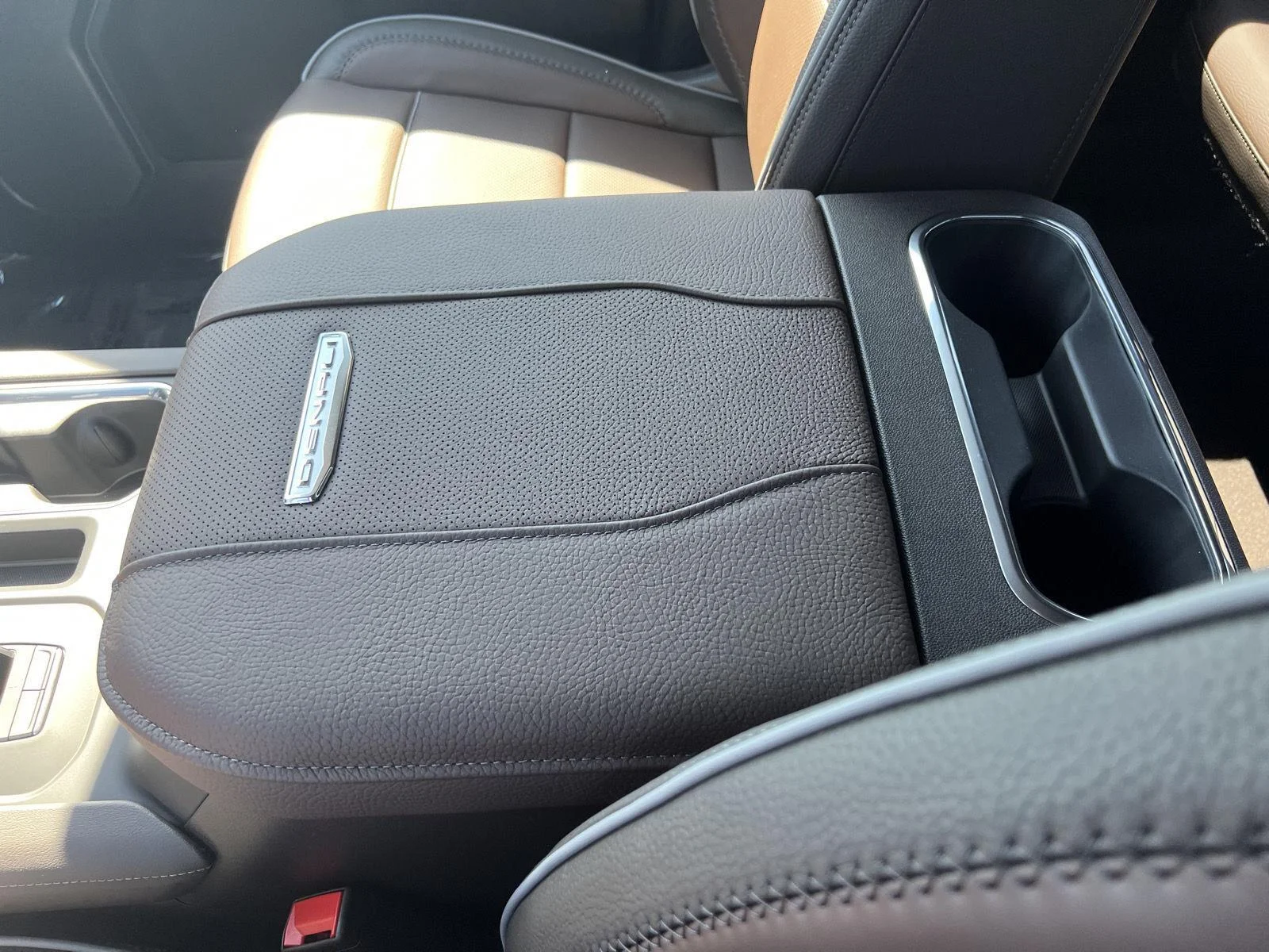 2026 GMC Sierra 3500HD Denali - Photo 27