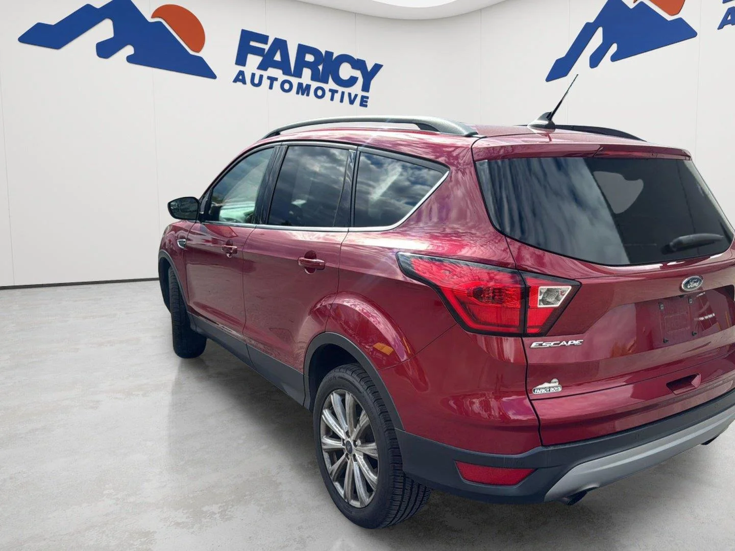Used 2019 Ruby Red Metallic Tinted Clearcoat Ford SEL image 7