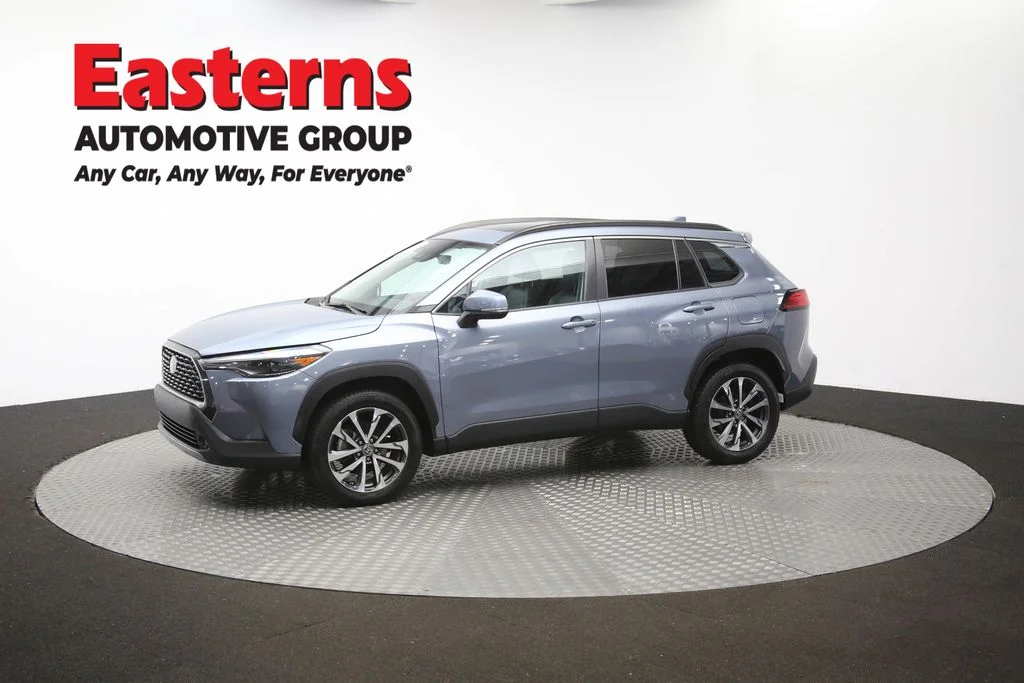 Used 2022 Gray Toyota XLE image 58