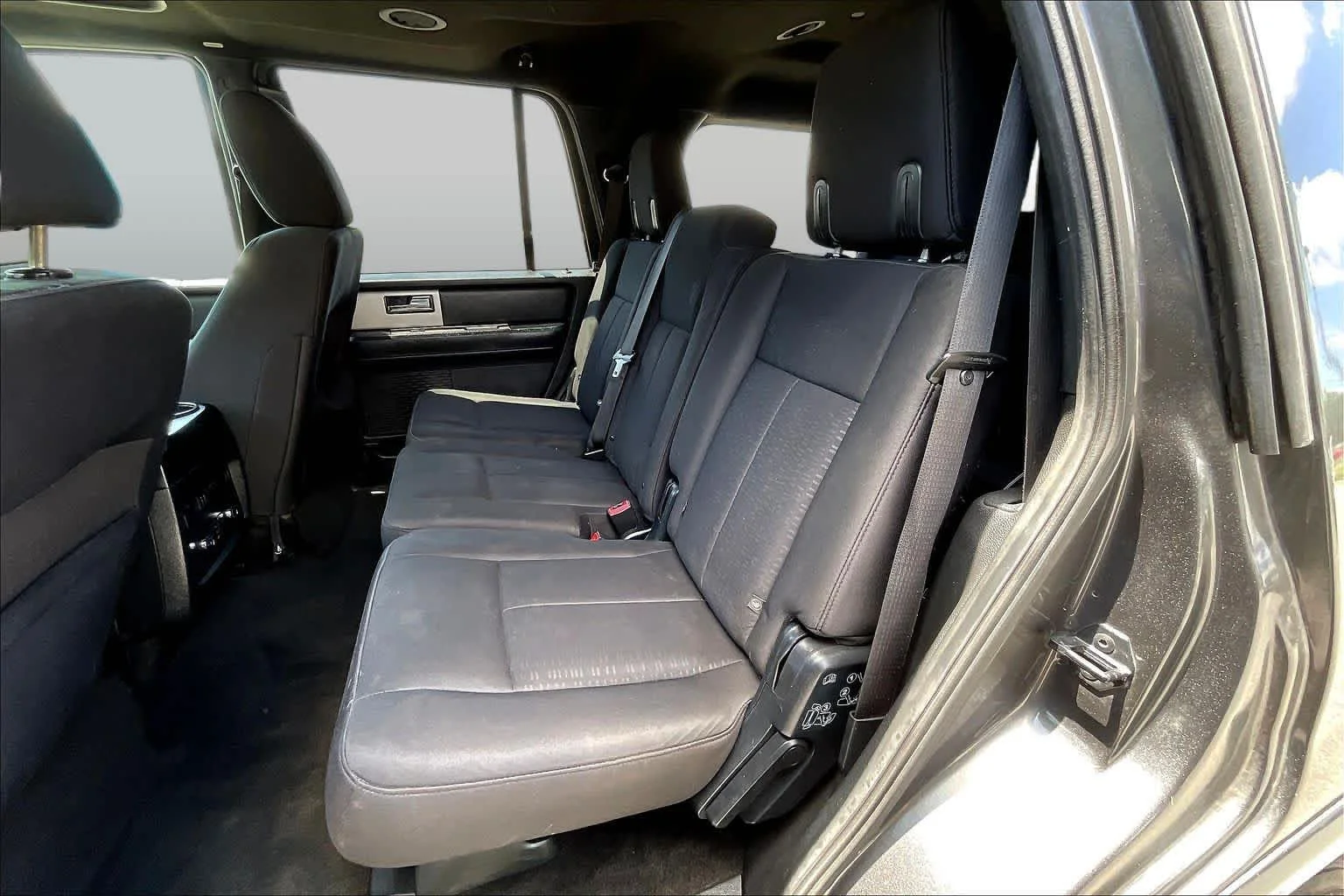 Used 2017 Magnetic Ford XLT image 20