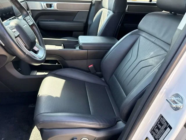 Used 2026 White Hyundai SEL image 27